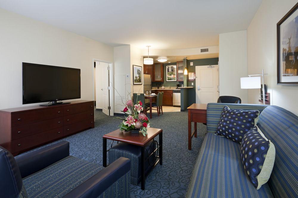 Residence Inn By Marriott Cincinnati Downtown/The Phelps מראה חיצוני תמונה